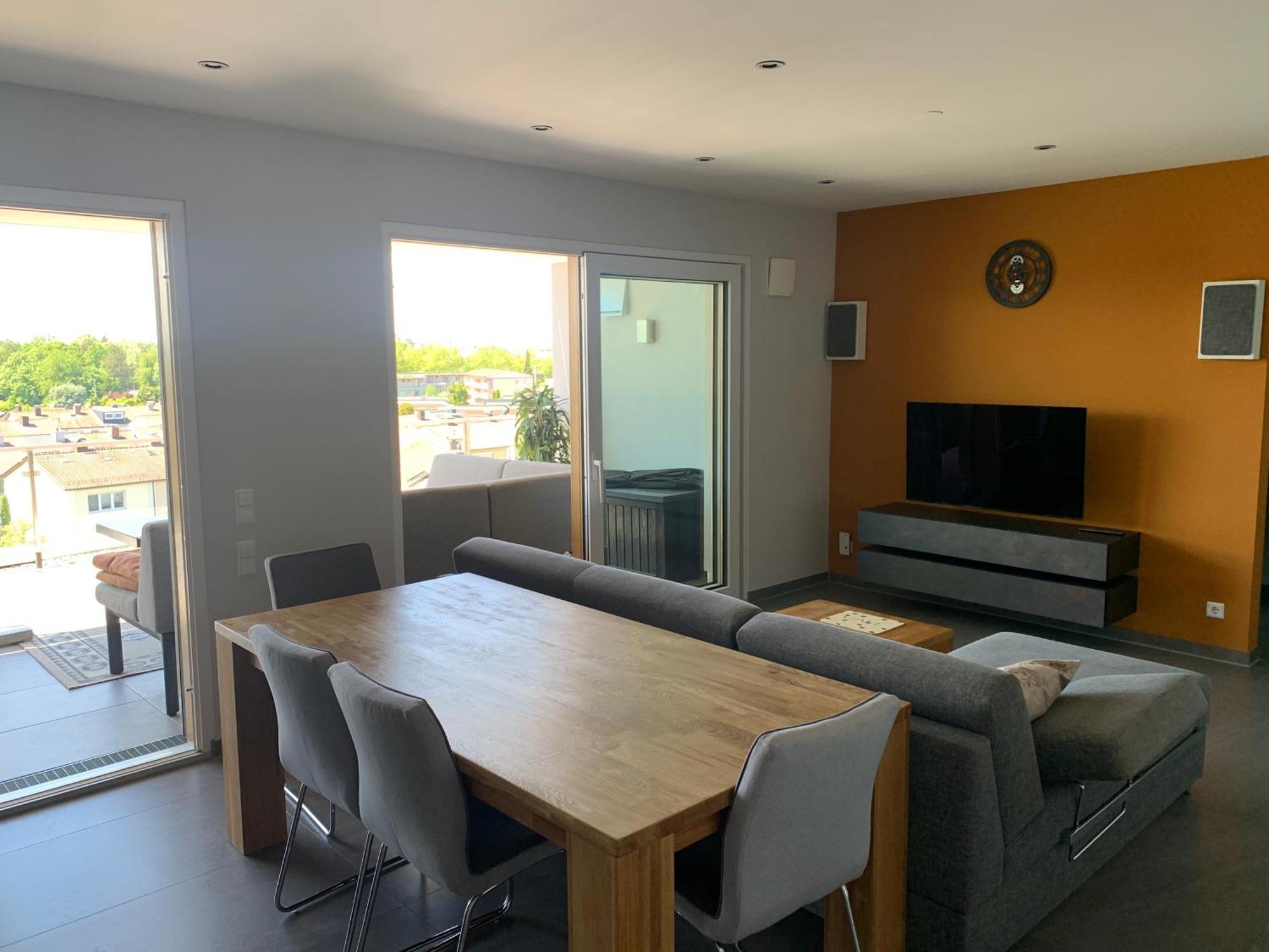 Penthouse Apartment Mit Alpenblick Friedrichshafen Dış mekan fotoğraf
