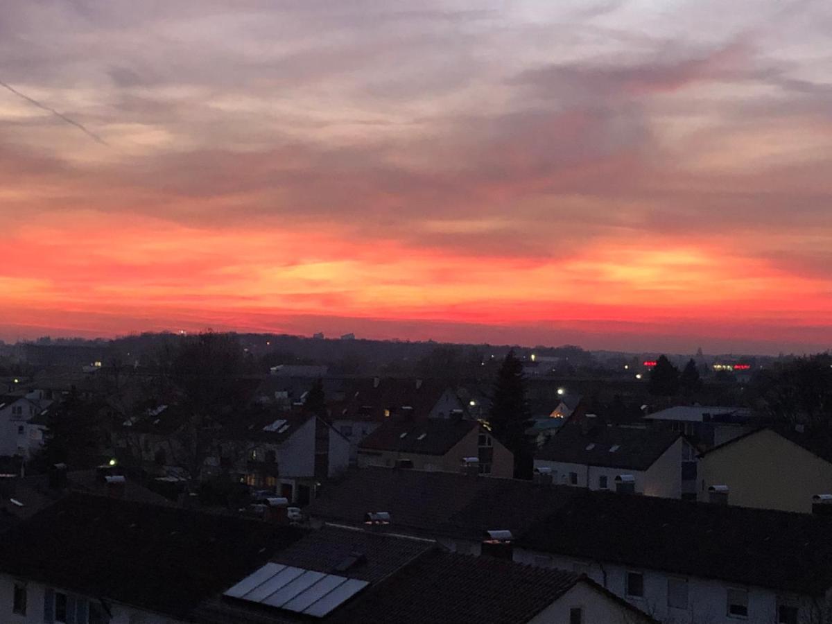 Penthouse Apartment Mit Alpenblick Friedrichshafen Dış mekan fotoğraf